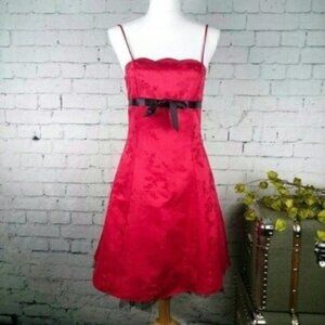 Urban Girl Nites Scalloped Fit And Flare Dress Red 9/10